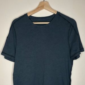 Lululemon T Shirt